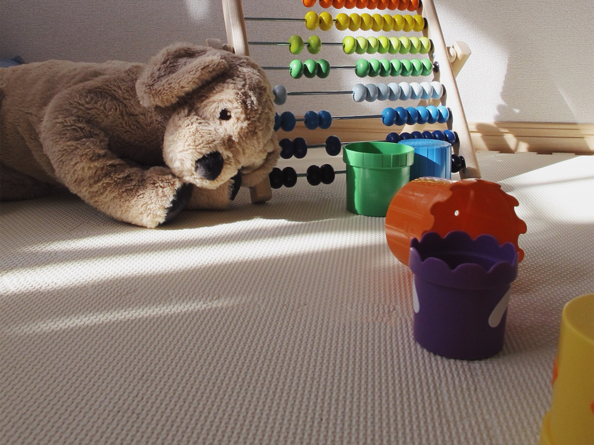 「手作業大好き」な1歳半の子供が喜んだ、IKEAのおもちゃ